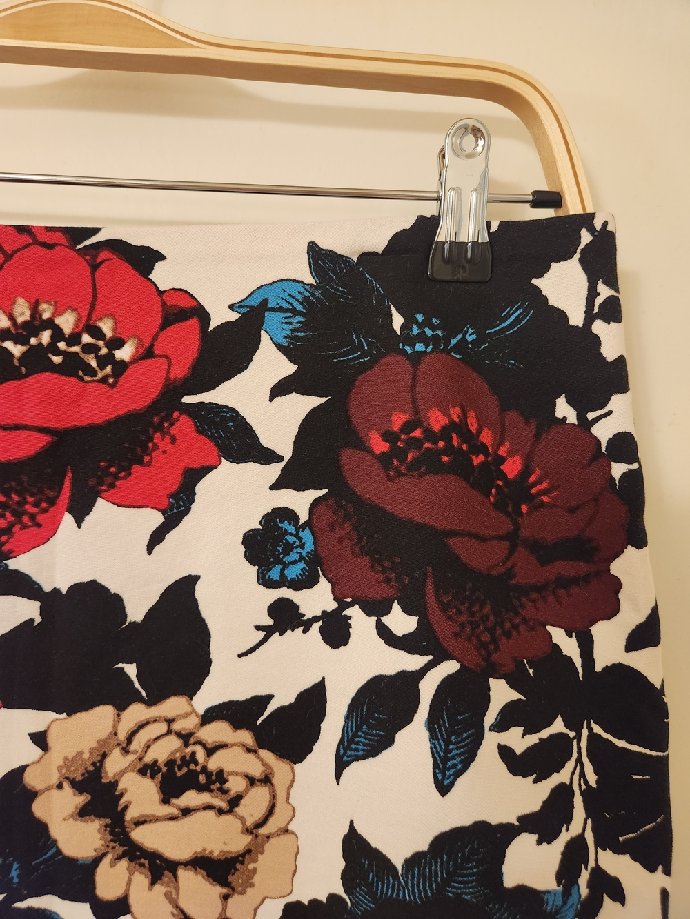 Adrianna Papell Floral Pencil Skirt in Cream, Red and Blue